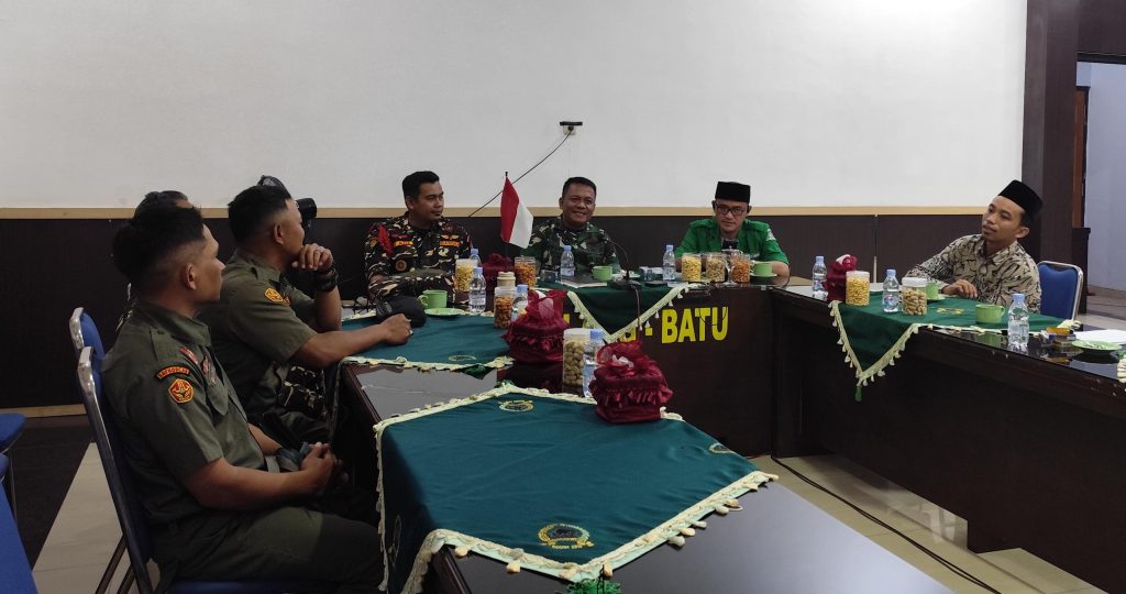 NU, Santri, dan Tentara: Sebuah Kolaborasi Untuk Perdamaian Pasca Demonstrasi 2 WhatsApp Image 2025 09 13 at 21.27.43 2 1